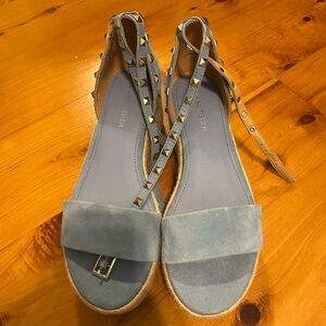 Marc fisher blue studded wedges